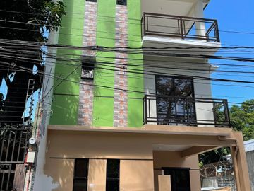 UNIT 5,  West Fairview House and Lot for sale in BOLUVA...