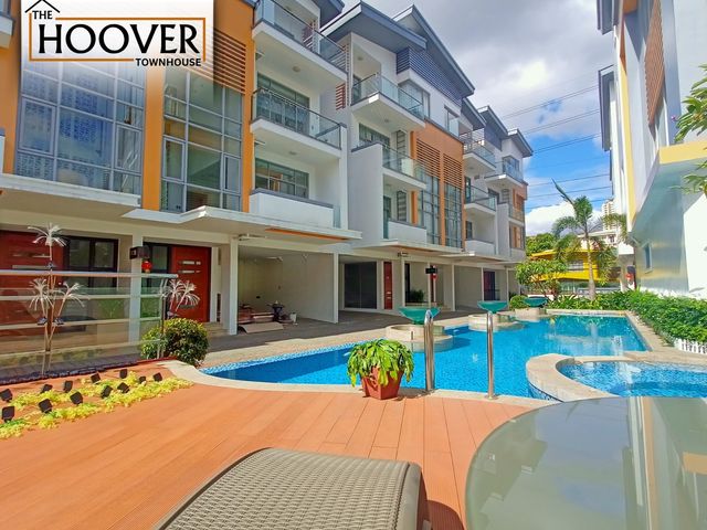 The Hoover Townhouse