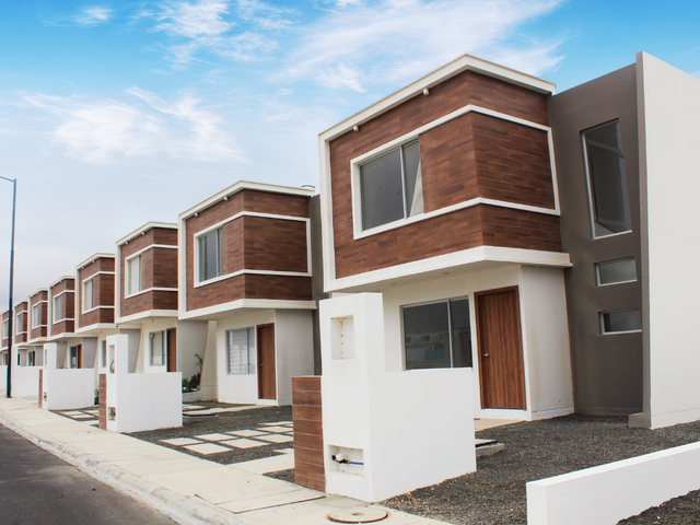 Altos del Pacifico - Casas en Manta